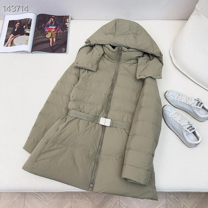 Burberry Down Jacket Wmns ID:20241115-29